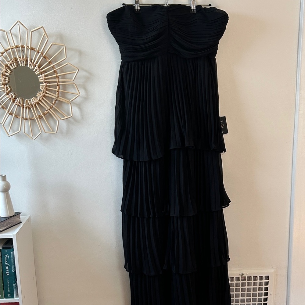 Lulu's Black Strapless Pleated Cocktail Dress
